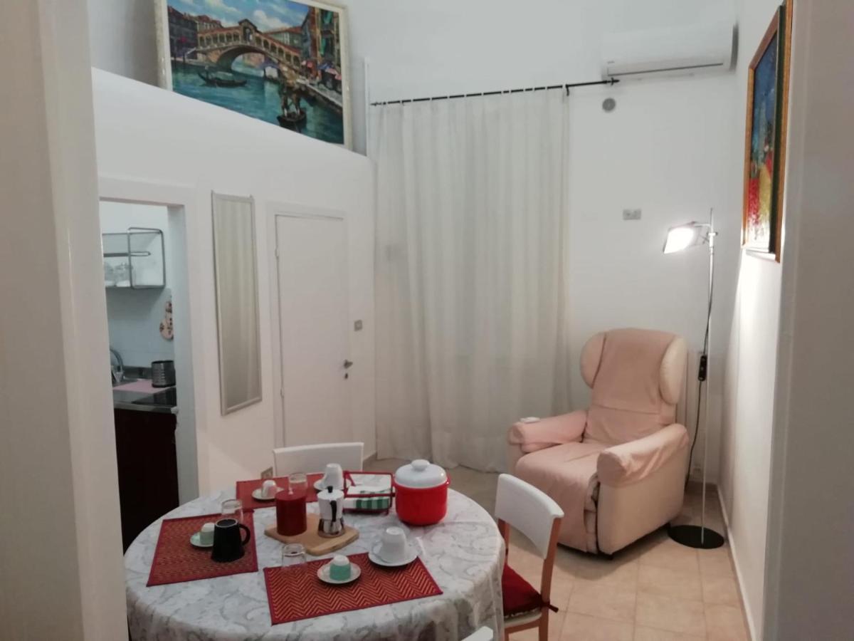 Apartament Rosso Quintino Bari Zewnętrze zdjęcie